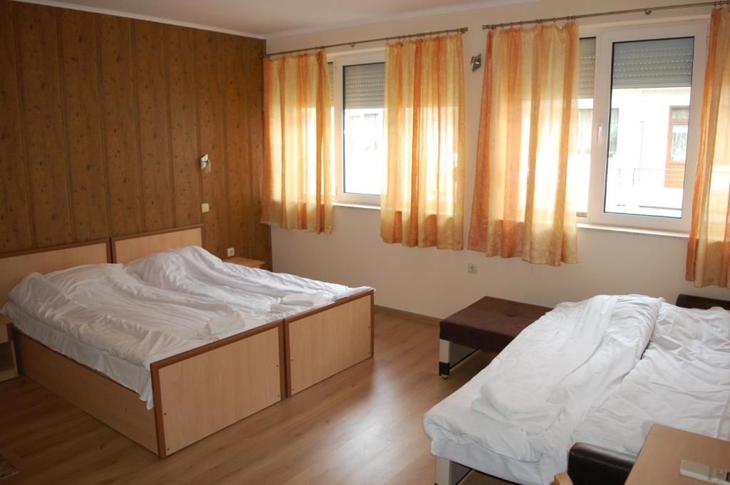 Отель Hotel Vitosha Трявна-56